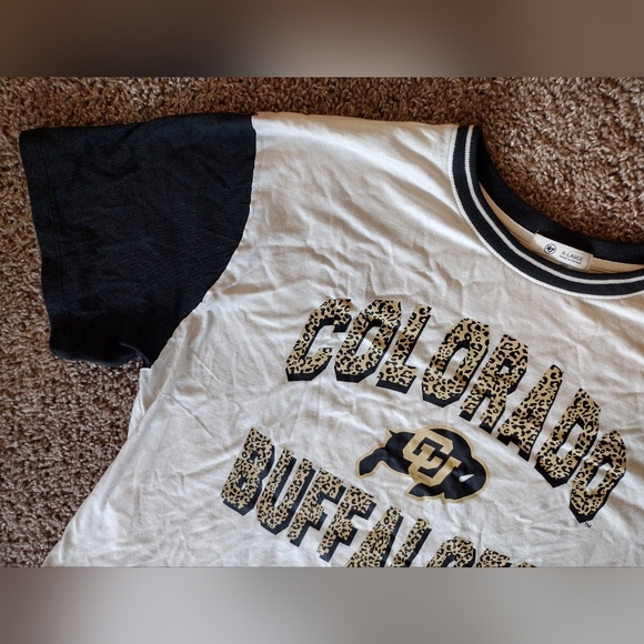 47 Brand Women's Colorado Buffaloes Sandstone T-shirt NWT - Picture 4 of 9